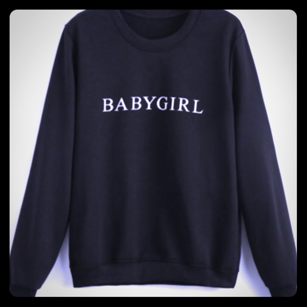 BABYGIRL CREWNECK SWEATSHIRT ♥️